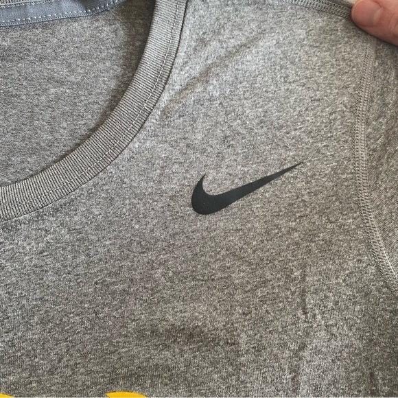 Nike Dri fit NDSU Track & Field Gray Long Sleeve Shirt Sz Small - Picture 5 of 7